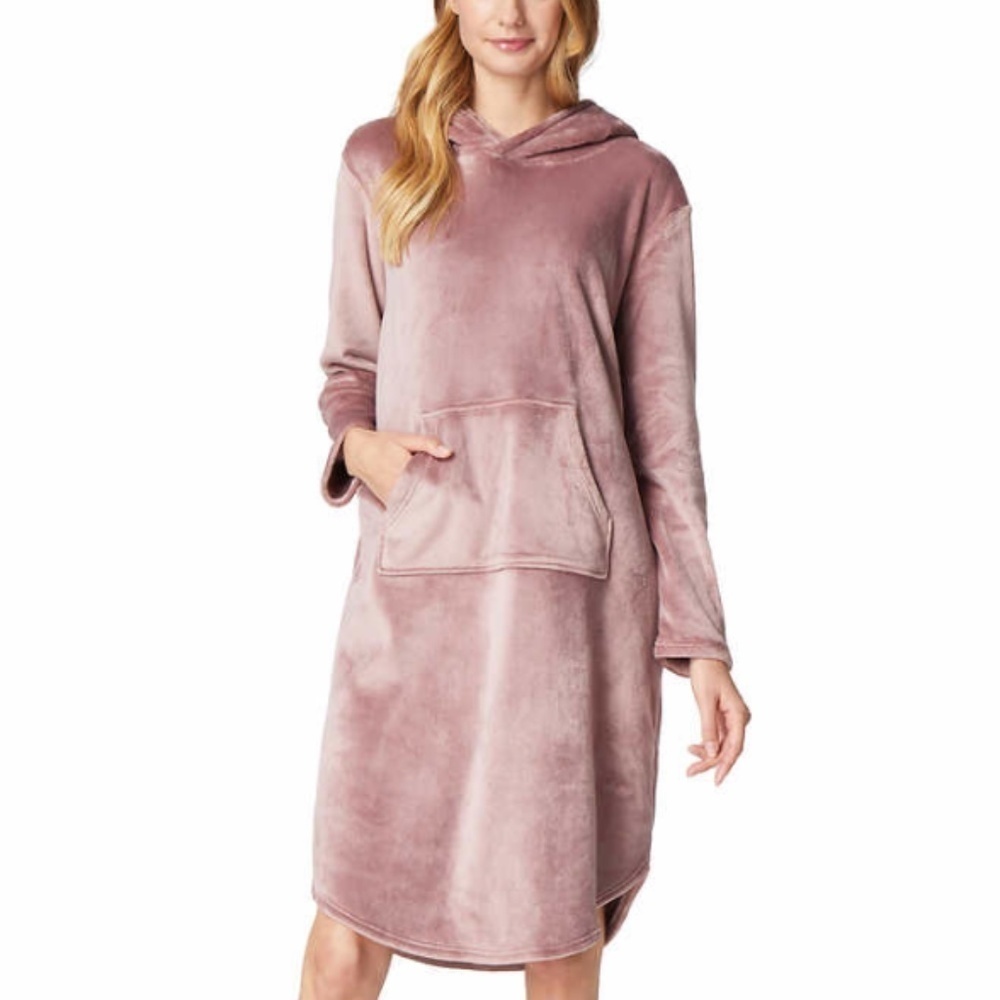 New Women's Oversized Hoodie Lounger by 32 Degrees